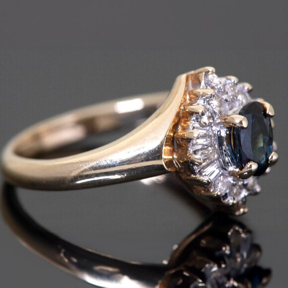 14kt Yellow Gold Natural Sapphire and Real Diamonds Ring, Size 5.25, 3.8 grams - Picture 4 of 6